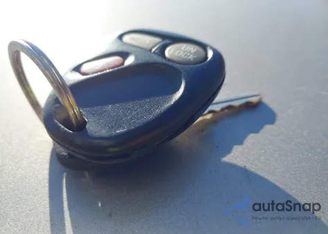 1999 Chevrolet S-10 Ls z USA, uszkodzony, nr VIN 1GCCS19X1X8119376